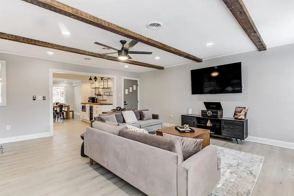 Ferienhaus *Hot Tub*Gas Firepit*800Mbps*Self Check-In*Murals Memphis